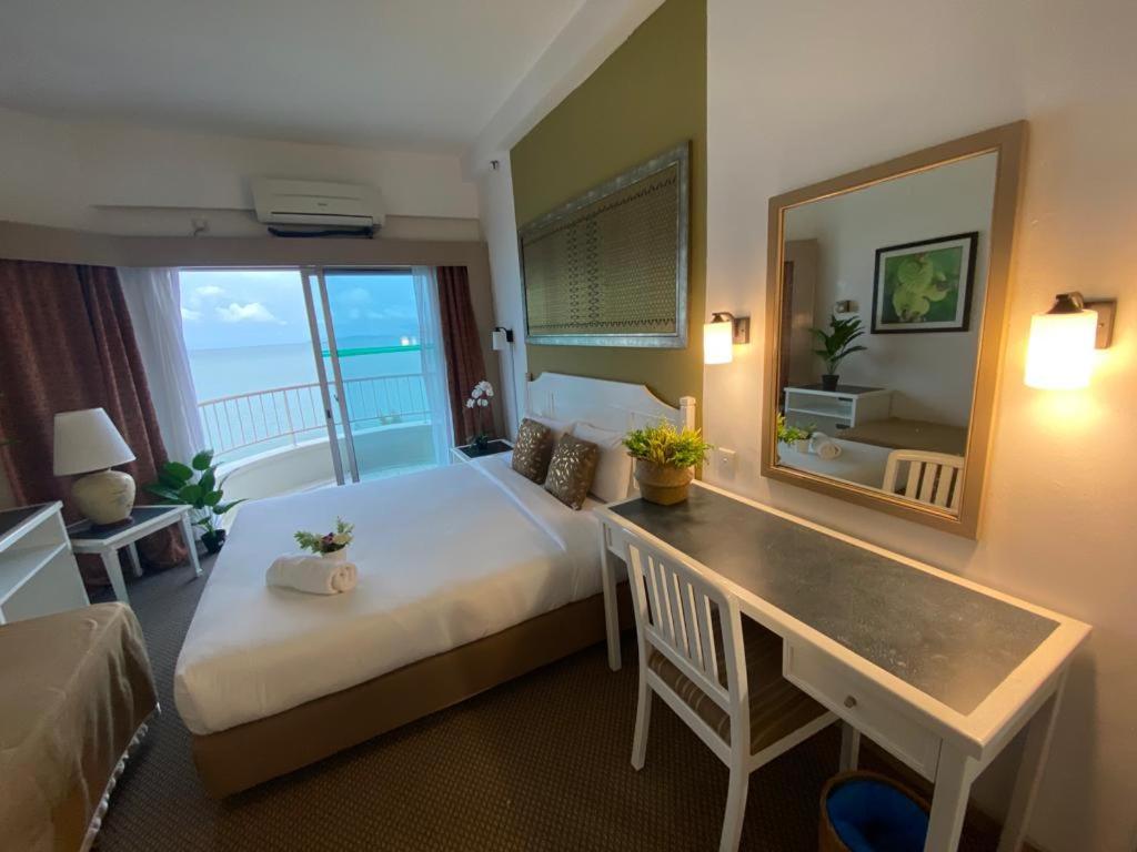 Seaview Deluxe@Rainbow Paradise Tg Bungah 4-6Pax Otel Tanjung Bungah  Dış mekan fotoğraf